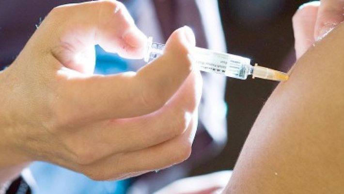 Nicolăescu: În decembrie începe vaccinarea pneumococică gratuită pentru copii